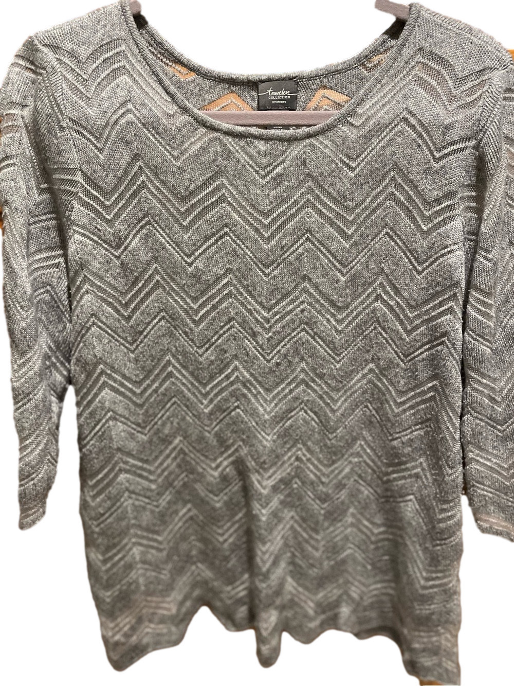 24. WOMENS CHICO’S TRAVELERS 2/L DETAIL SWEATER